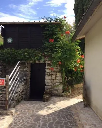 Prázdninový dům Les Pierrottes Mornac