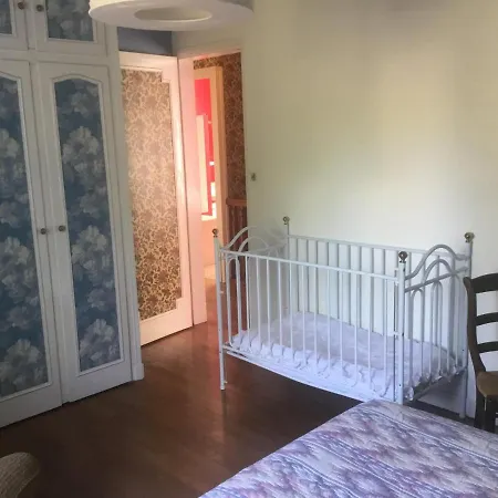 Les Pierrottes Nyaraló