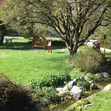 Nyaraló Les Pierrottes *